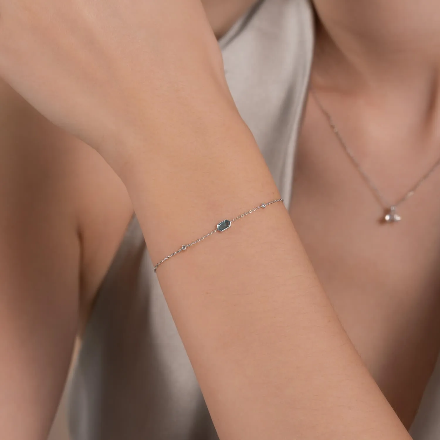 10k White Gold Anastasia Bracelet