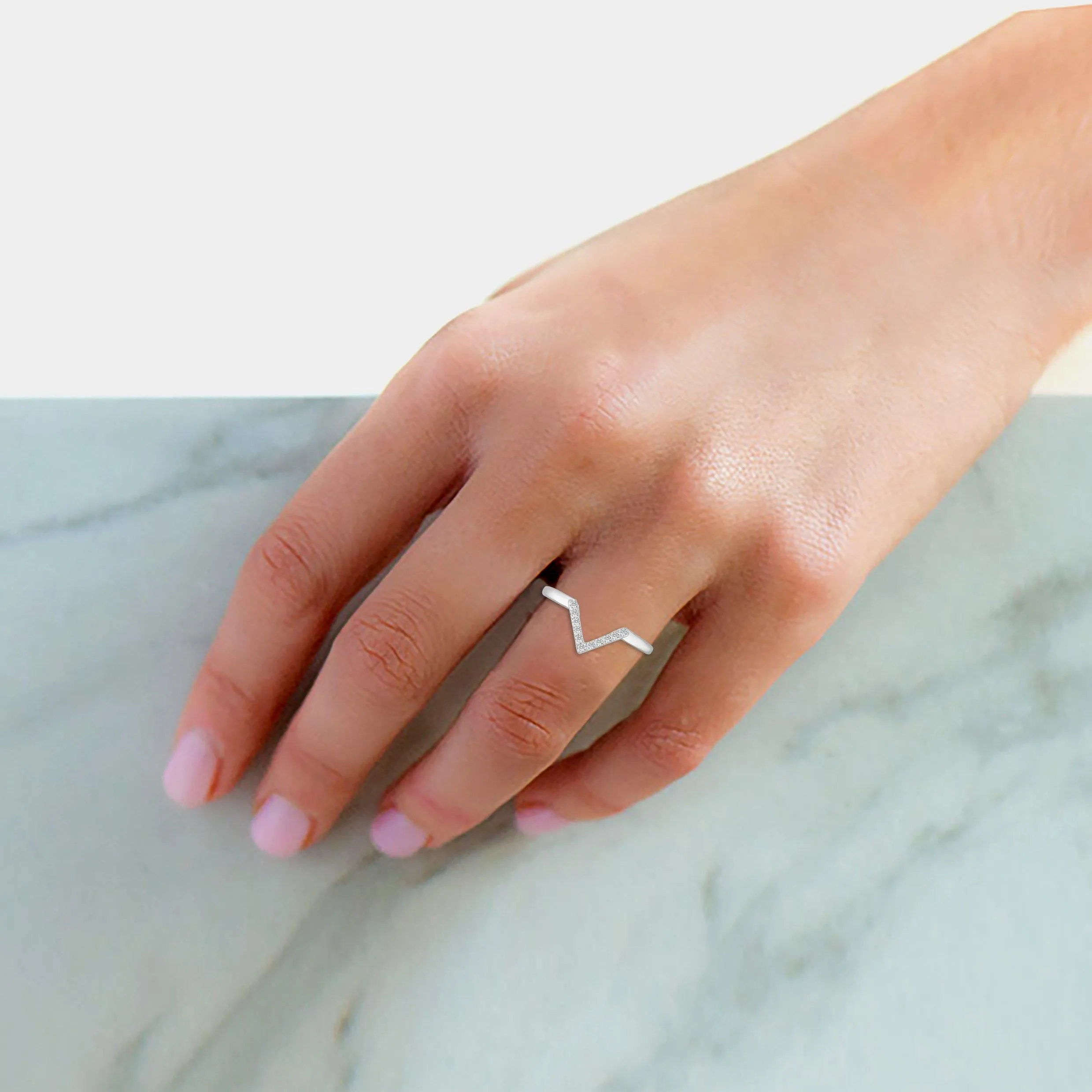 1/10 CT TW Diamond Chevron V Shaped Ring in Sterling Silver
