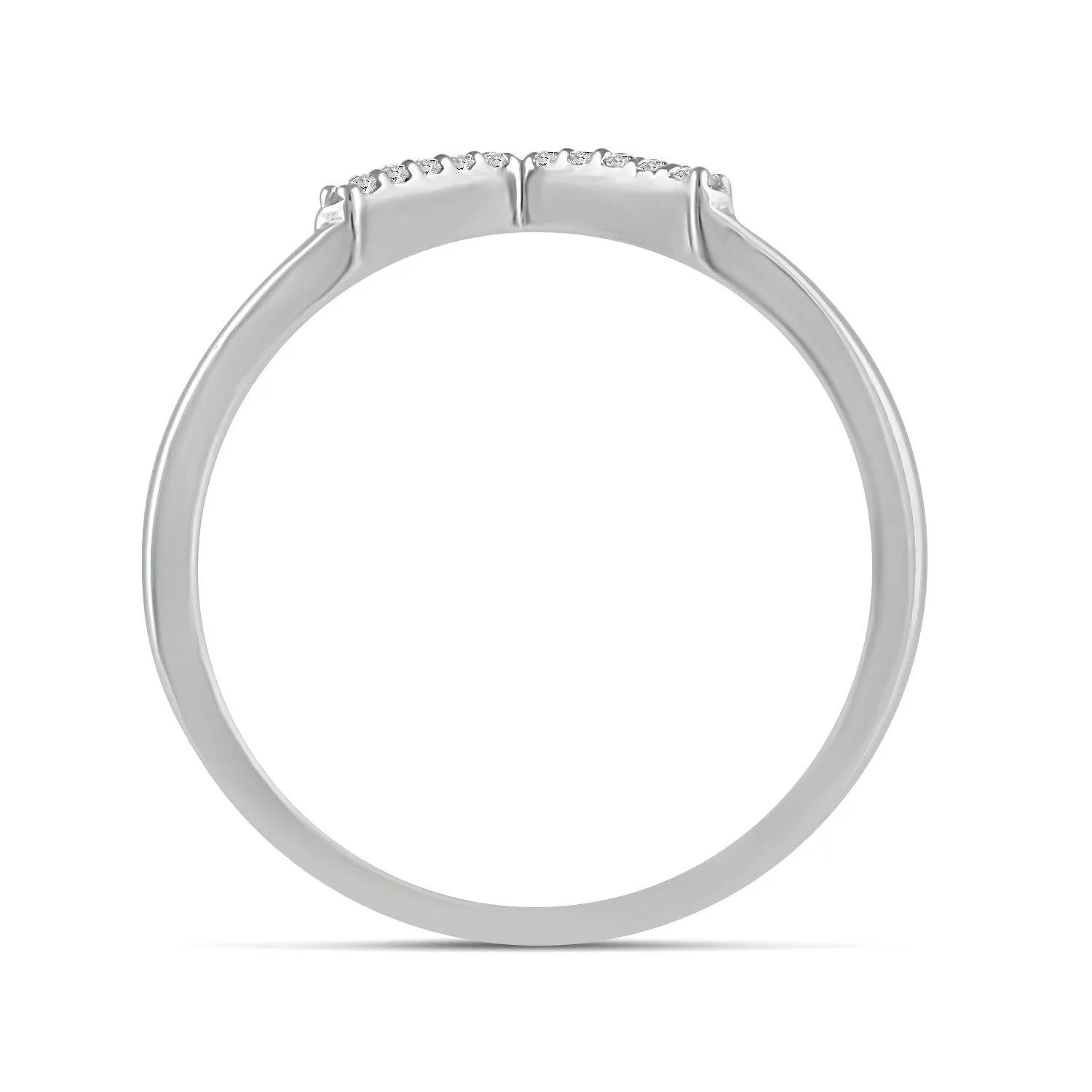 1/10 CT TW Diamond Chevron V Shaped Ring in Sterling Silver