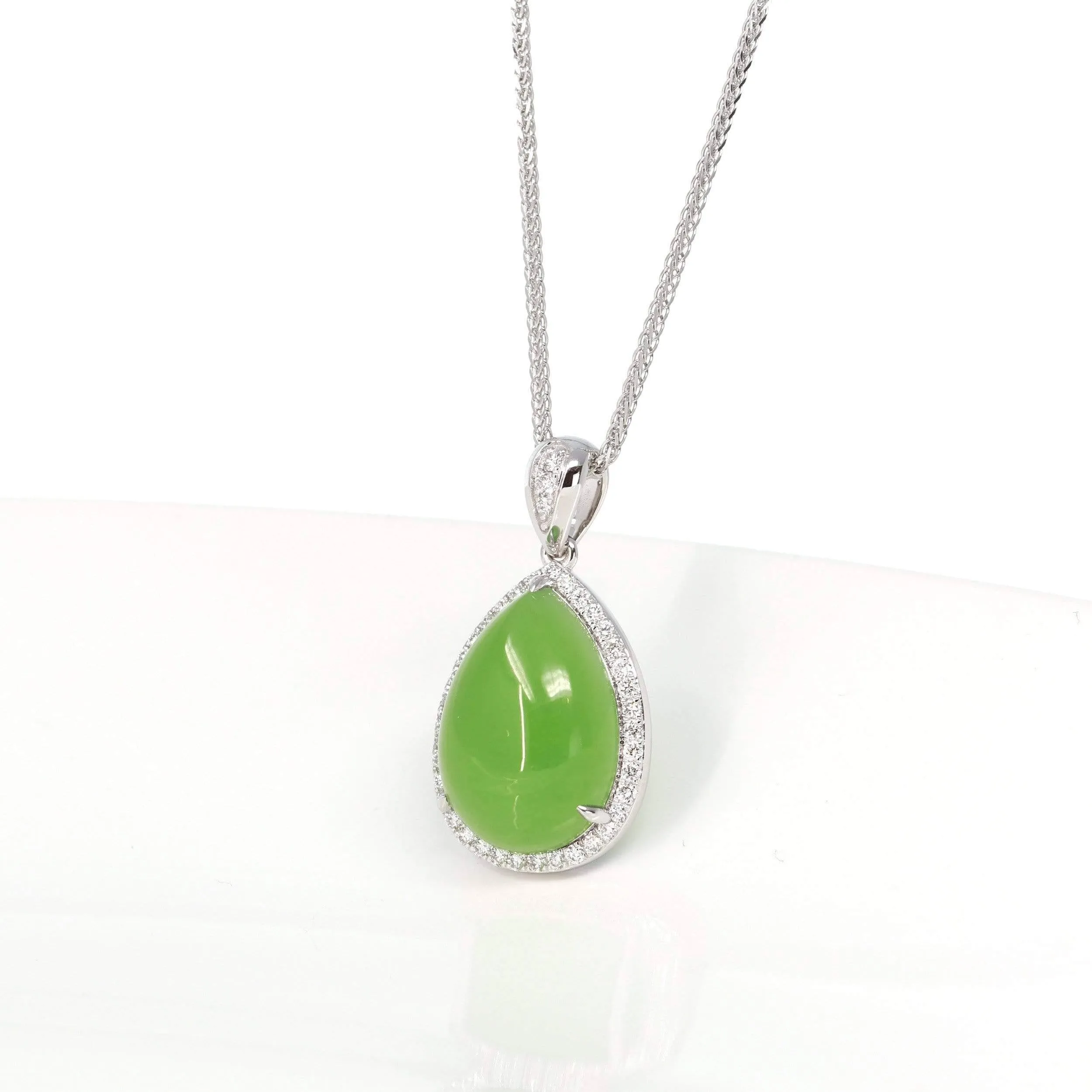 14K Gold "Classic Tear Drop" Green Apple Green Nephrite Jade VS1 Diamond Setting Pendant Necklace