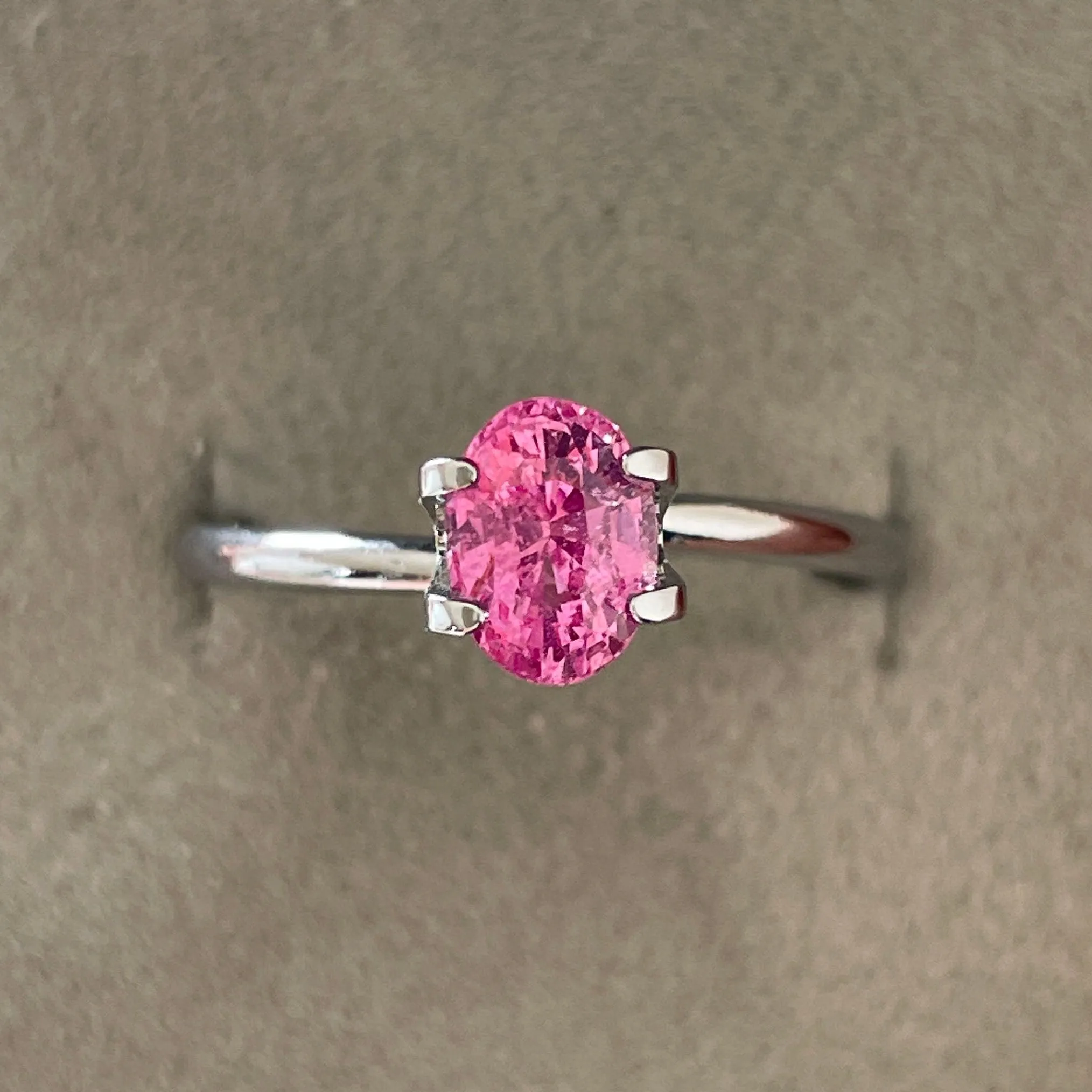 1.50 crt natural Pink Sapphire, Natural Fuchsia Pink Sapphire