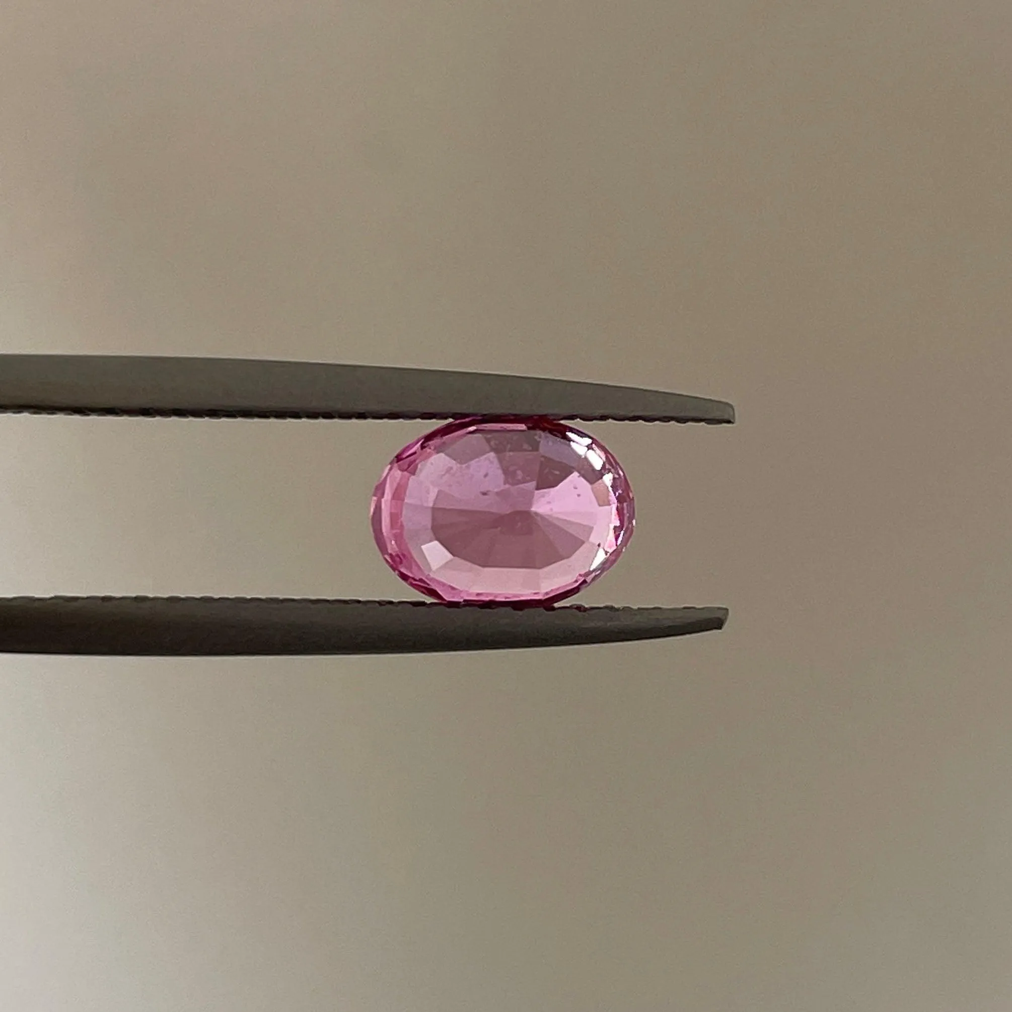 1.50 crt natural Pink Sapphire, Natural Fuchsia Pink Sapphire