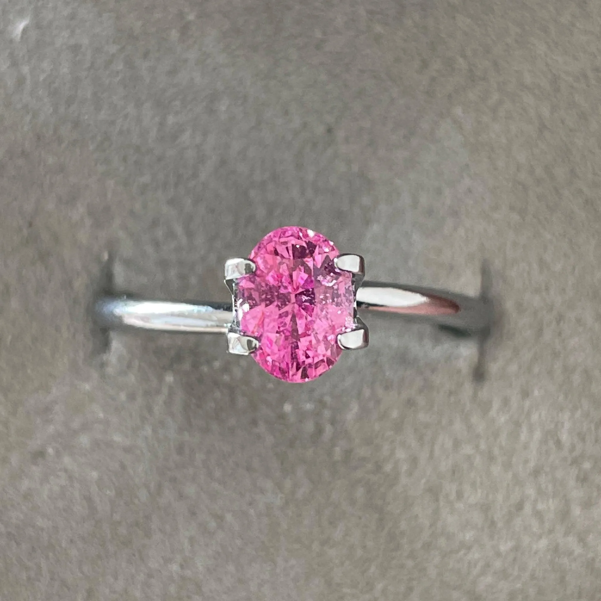 1.50 crt natural Pink Sapphire, Natural Fuchsia Pink Sapphire