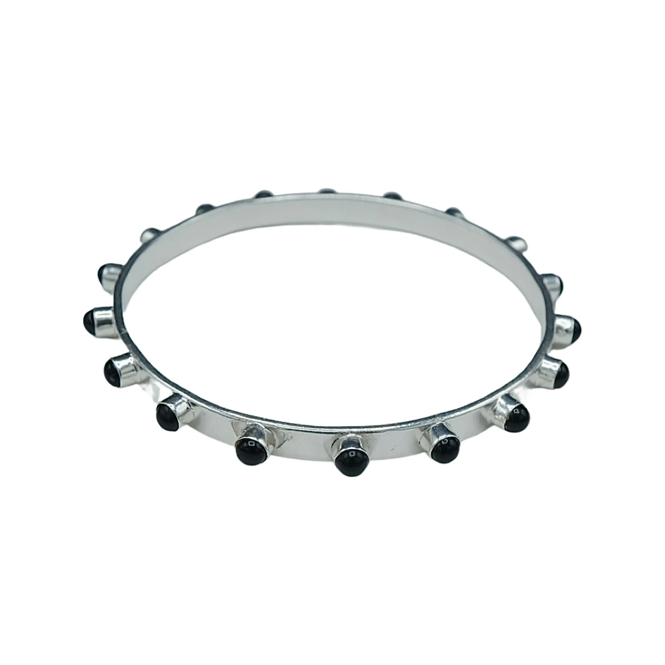 211-10-S | SEEMA BANGLE BRACELET ( 4 MM BLACK ONYX ON SILVER)