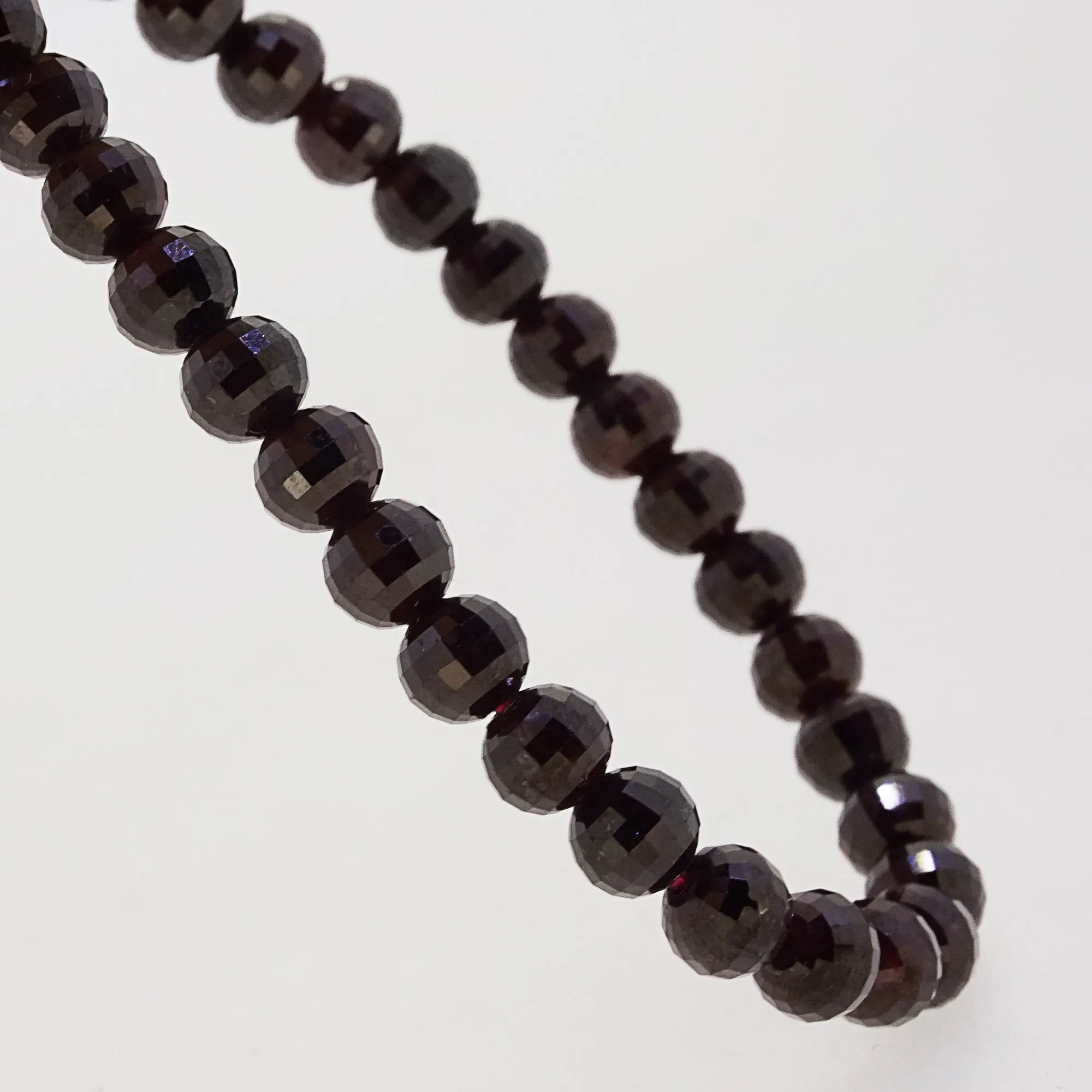 A-Grade Rhodolite Garnet Faceted 6mm