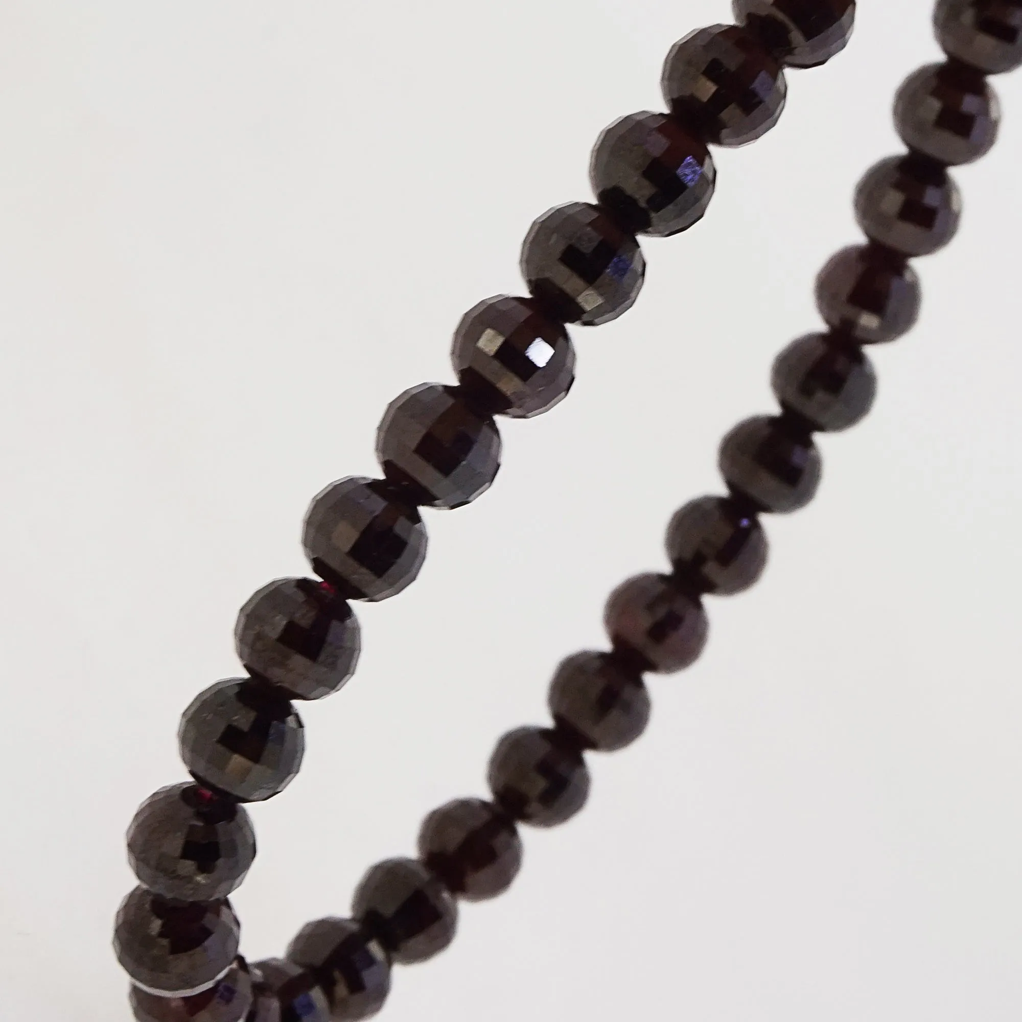 A-Grade Rhodolite Garnet Faceted 6mm