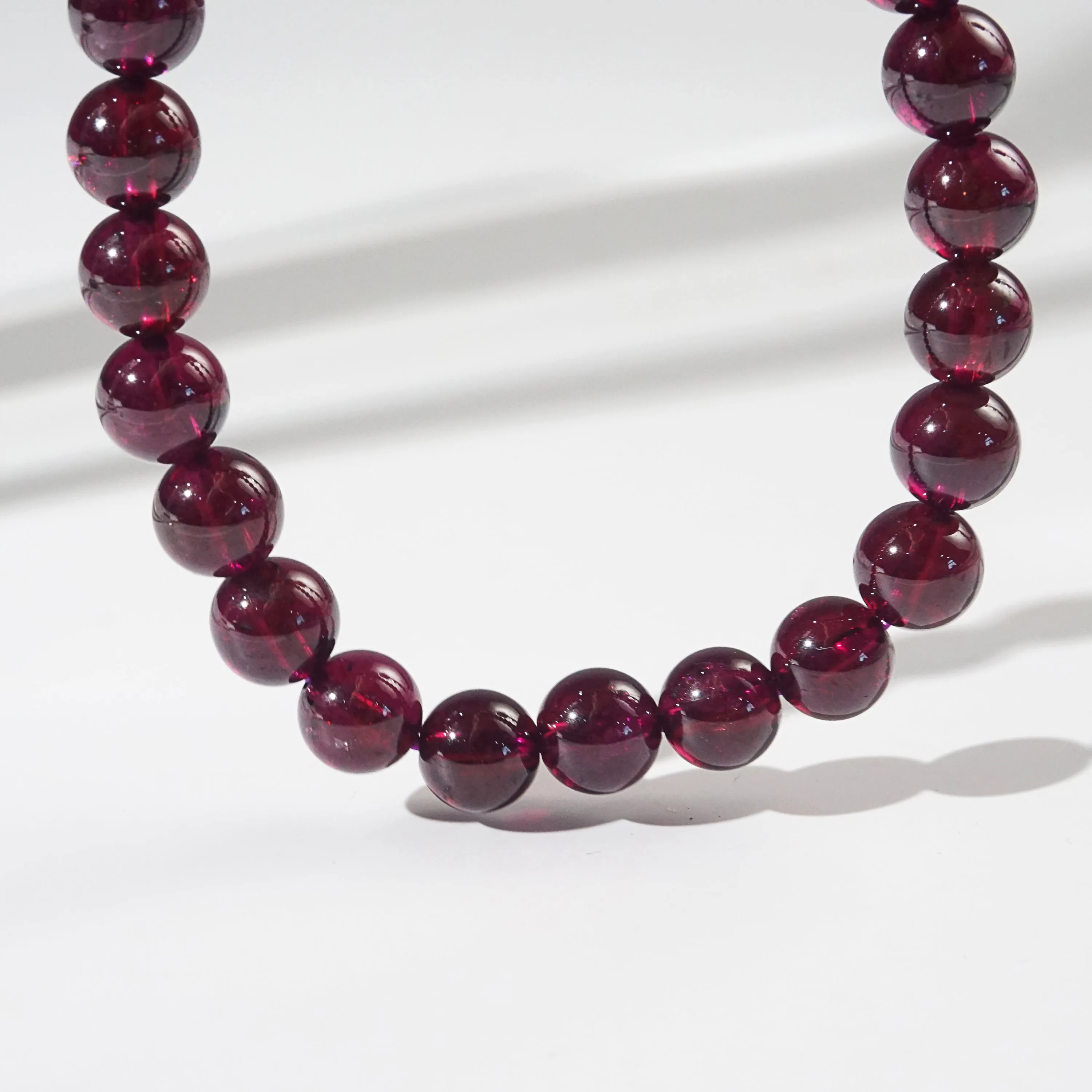 AA-Grade Purple Pyrope-Almandine Garnet 7mm