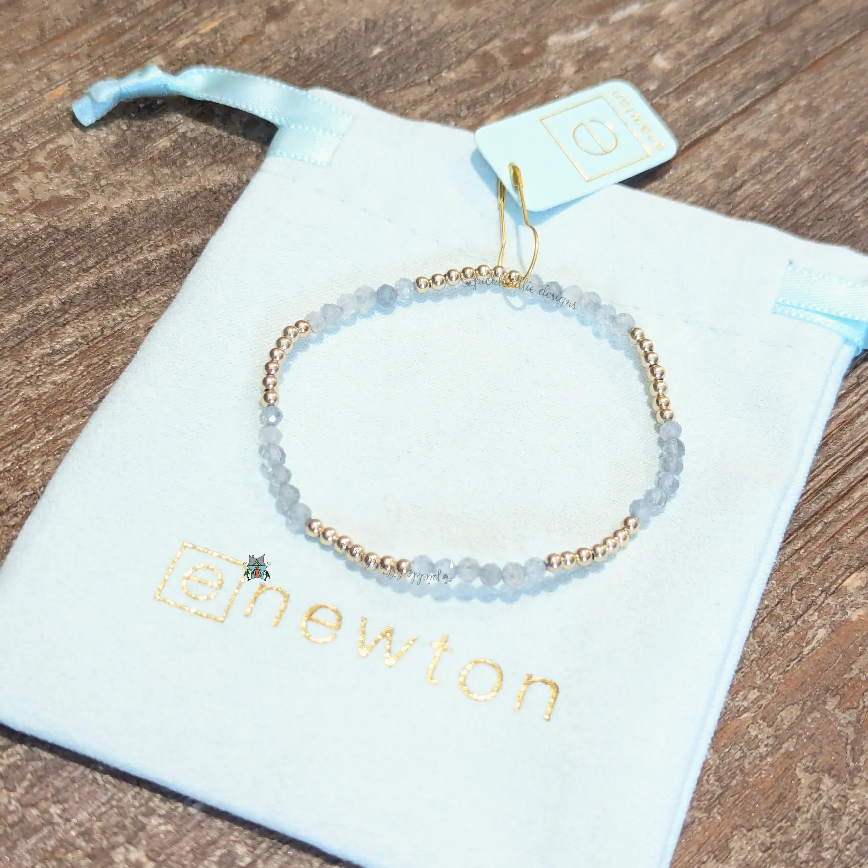Blissful Pattern 2.5mm Bracelet - Labradorite