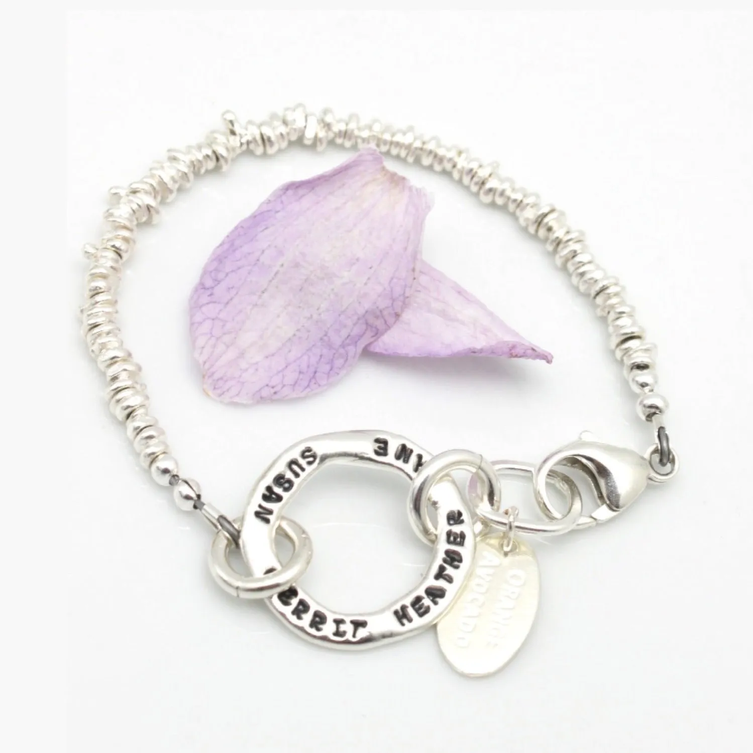Bold Circle Link Personalized Bracelet with Freeform Nuggets