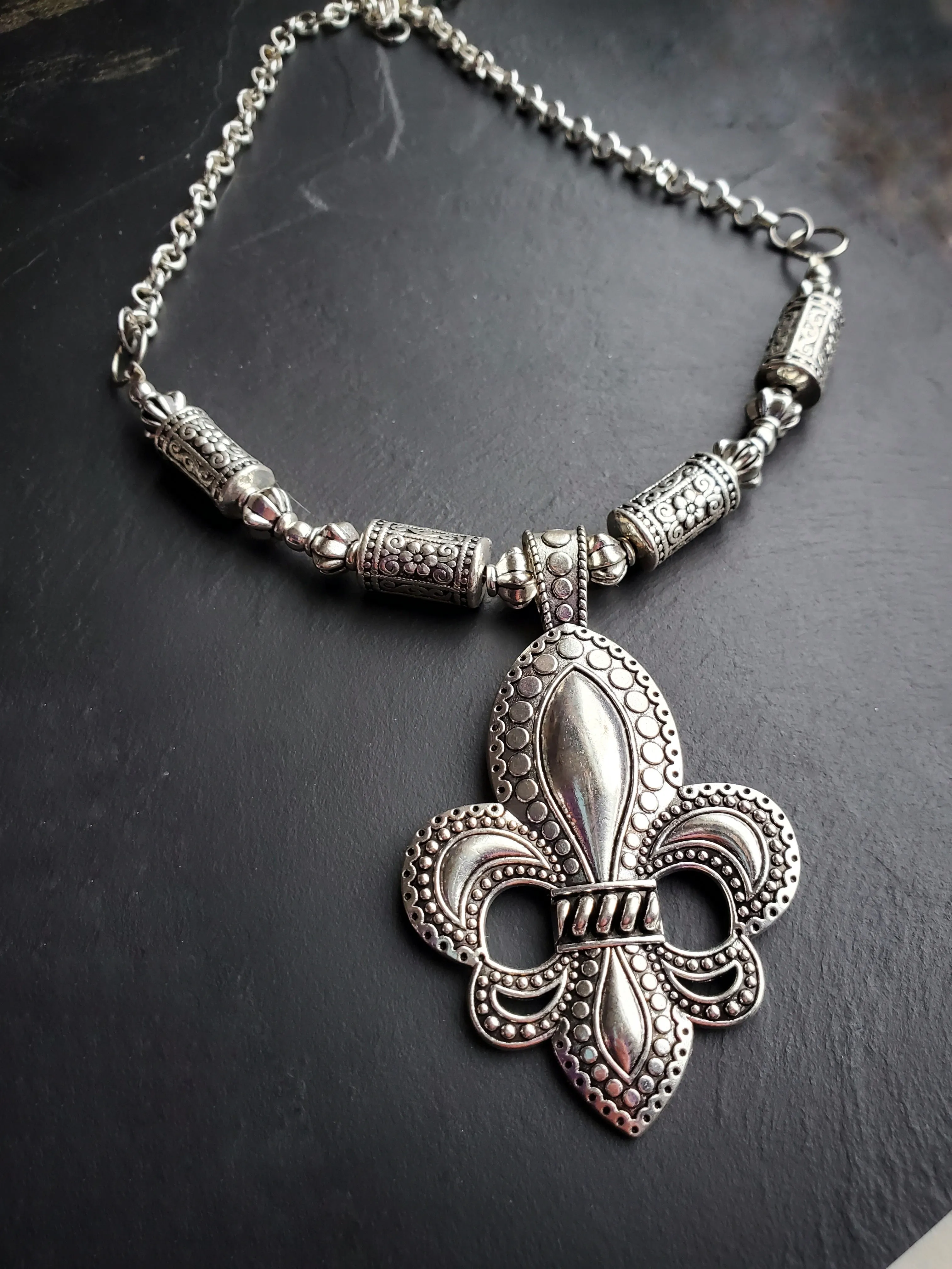 Bold Fleur De Lis Necklace Mardi Gras Jewelry