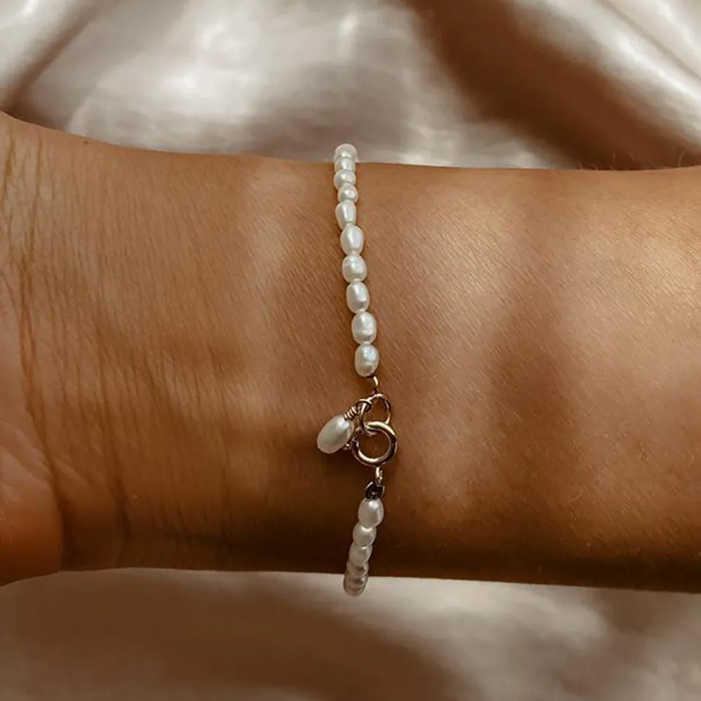 Classic Dainty Pearl Bracelet