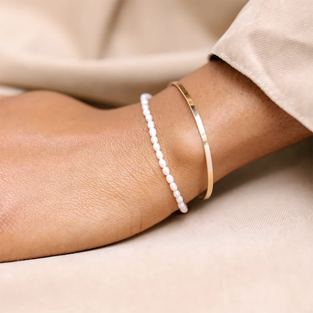 Classic Dainty Pearl Bracelet