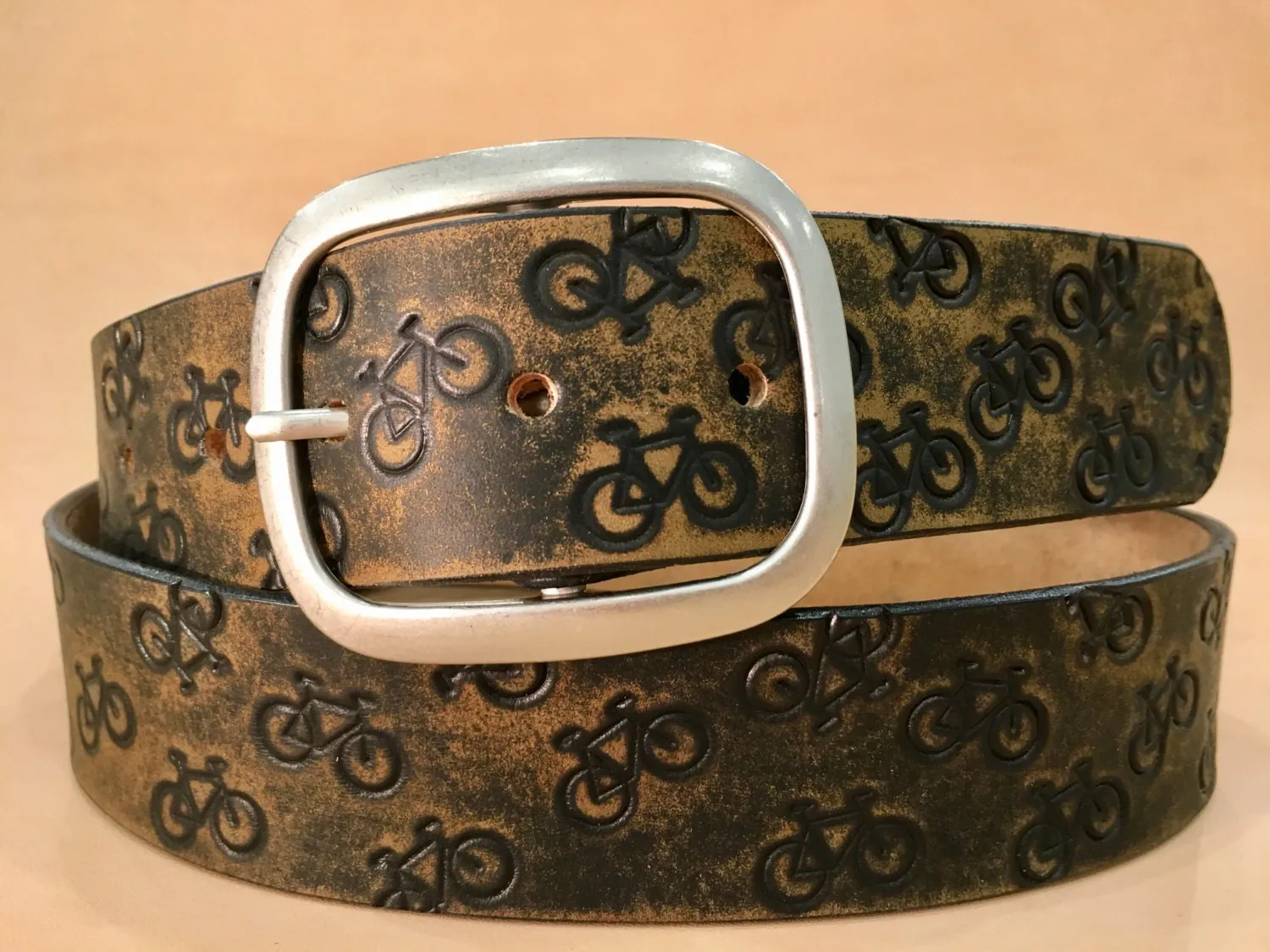 Cycling Bikes Vintage Aged Full Grain Leather Belt in Distressed Black Brown