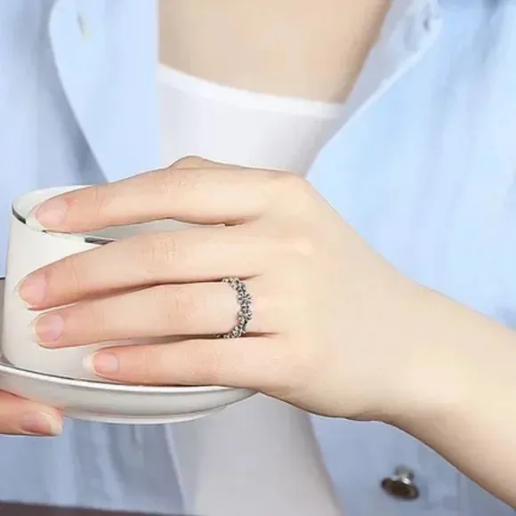 Dainty Sterling Silver Daisy Wrap Ring