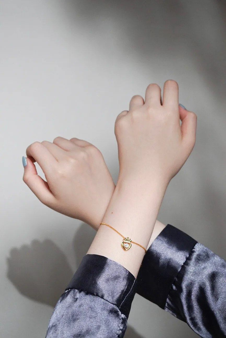 DELILAH Dancing Diamond Heart Crown Bracelet