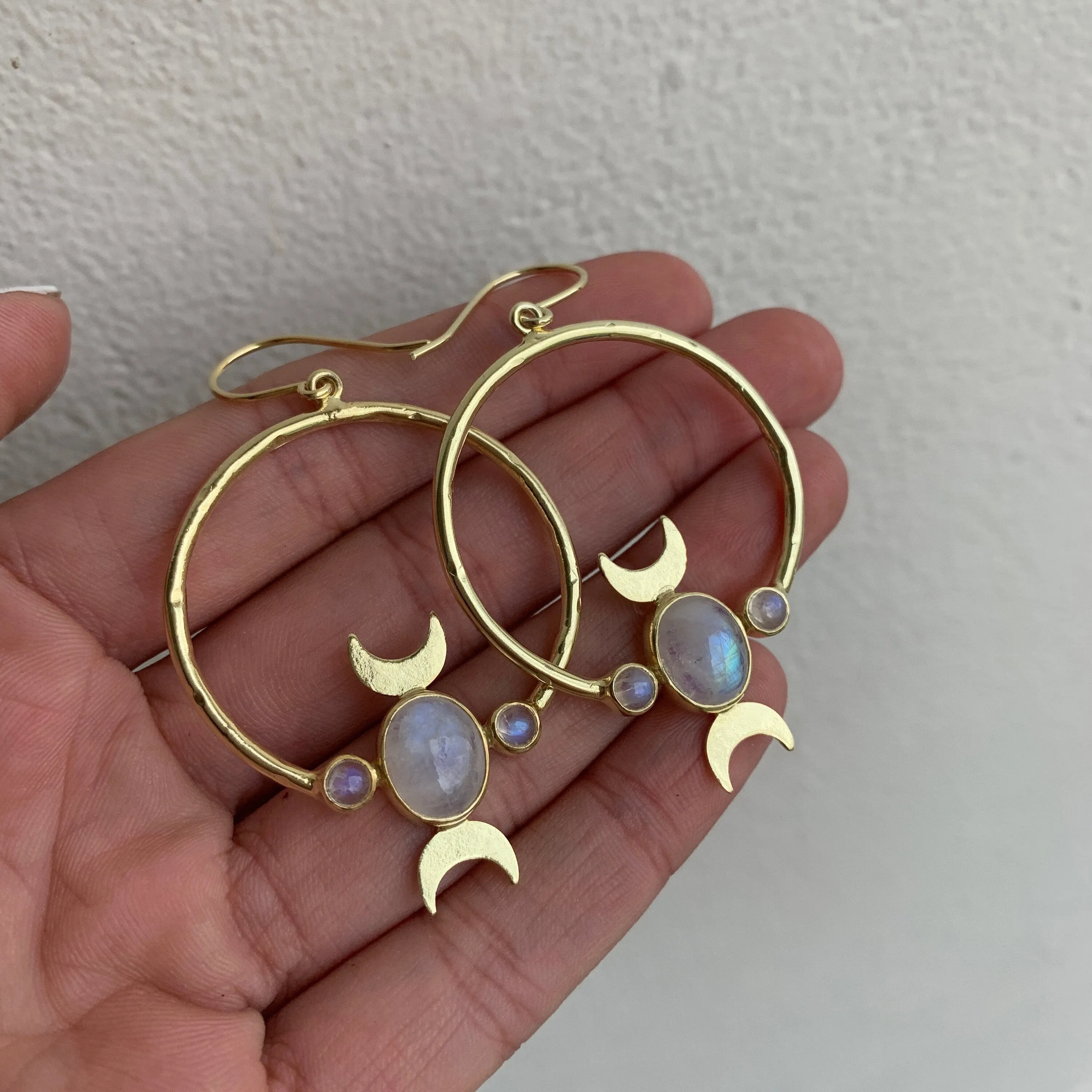 Desert 14K Gold Rainbow Moonstone Earrings