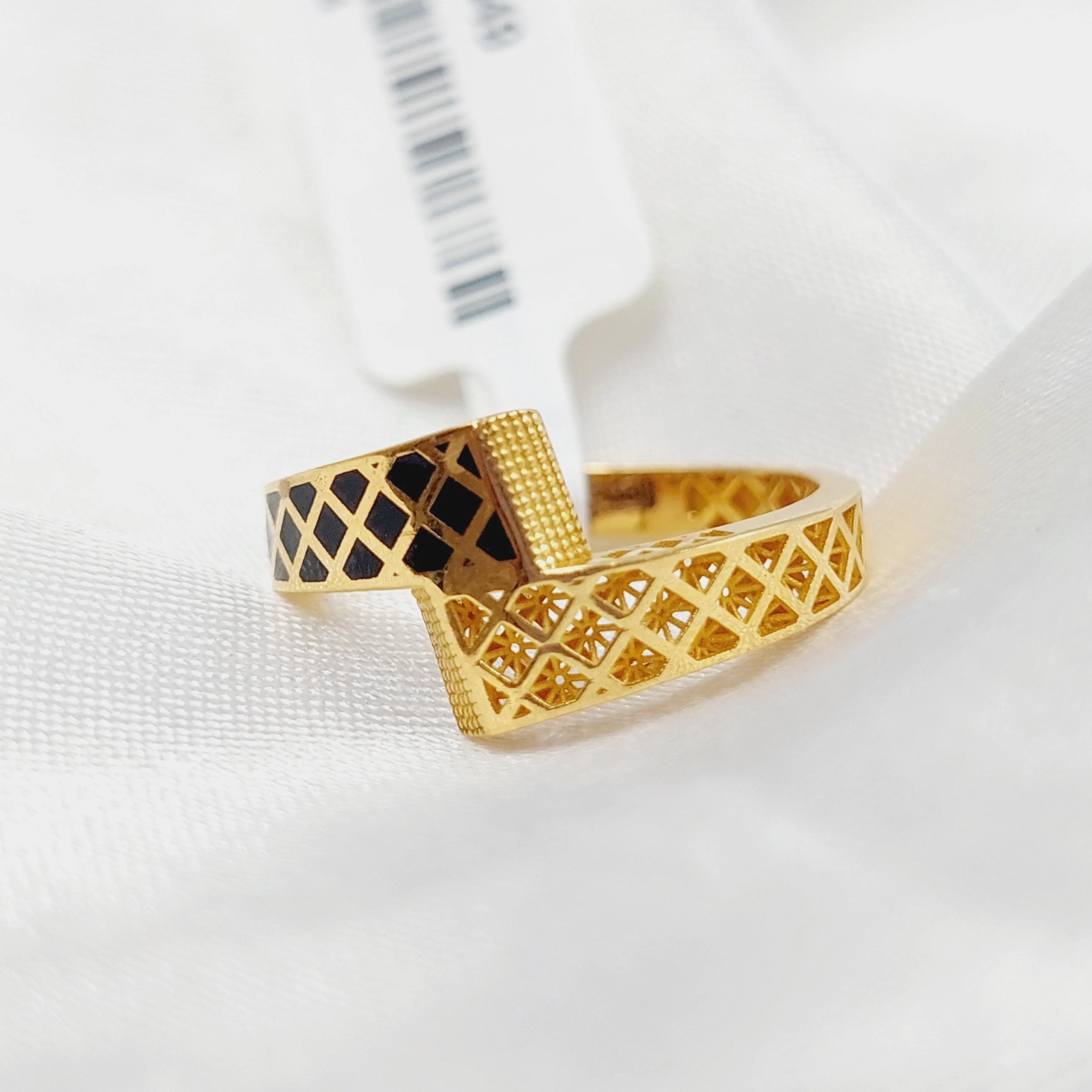 Enameled Belt Ring