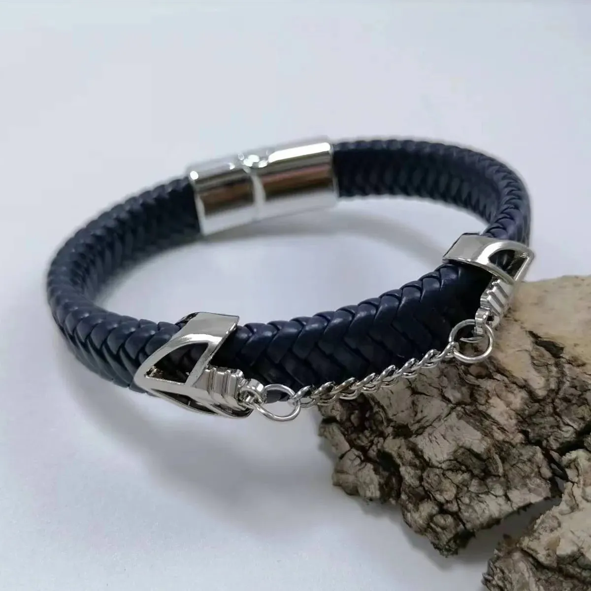 Exclusive Vintage Punk Bracelet – Unique Style Statement