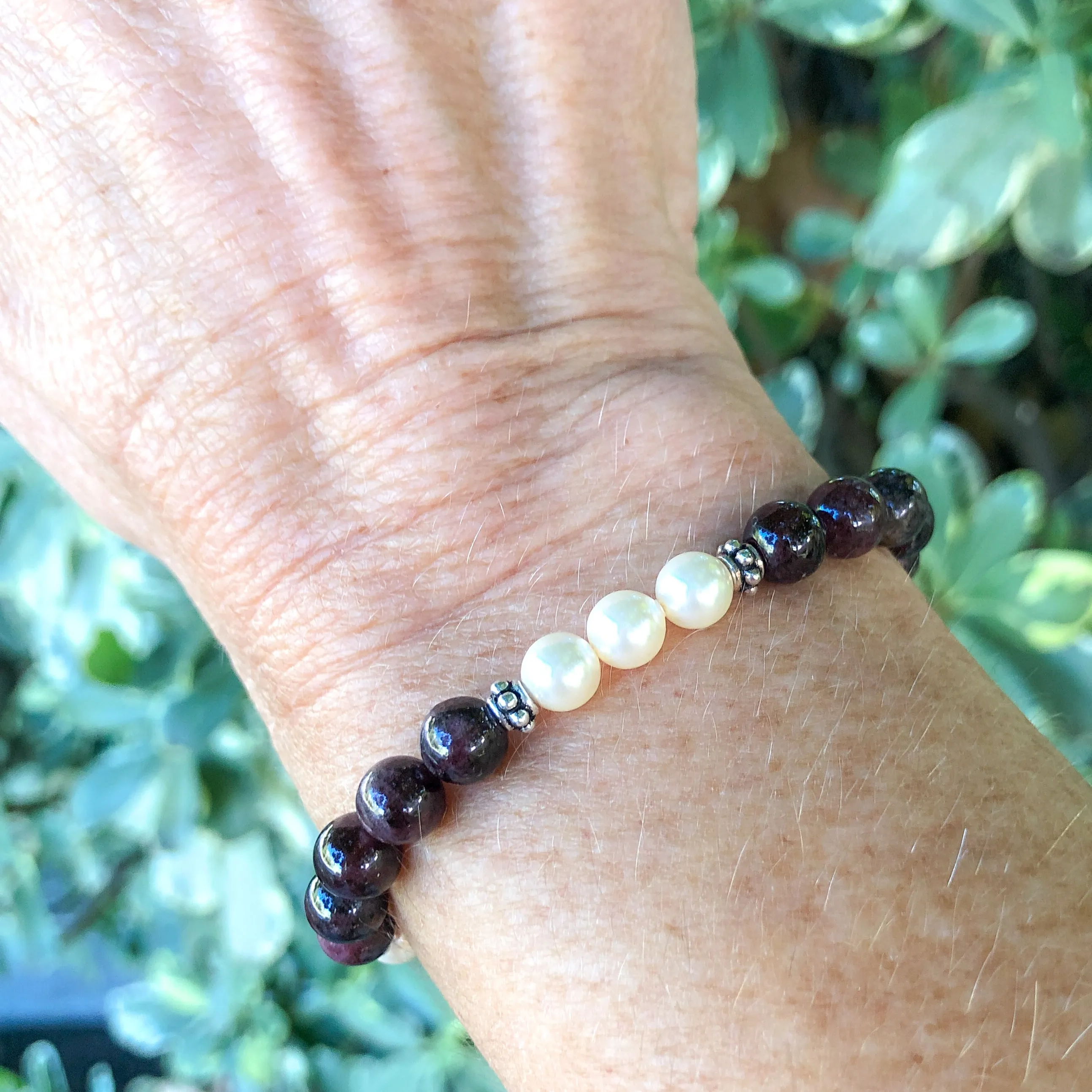 Garnet and Cream Rose Crystal Pearl Stretch Bracelet