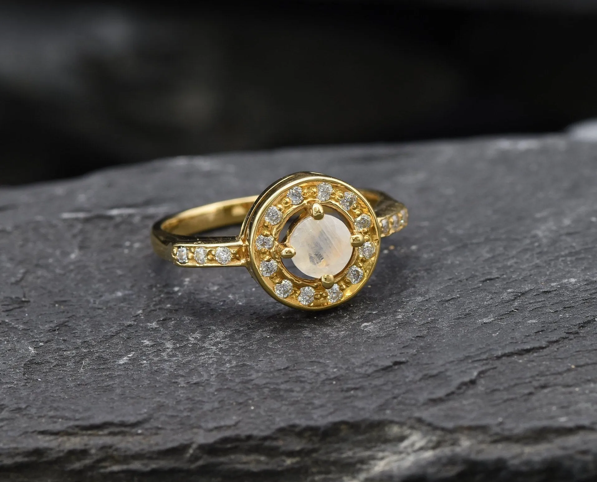 Gold Moonstone Ring - Halo Ring, Natural Moonstone Ring, Moonstone Vintage Ring