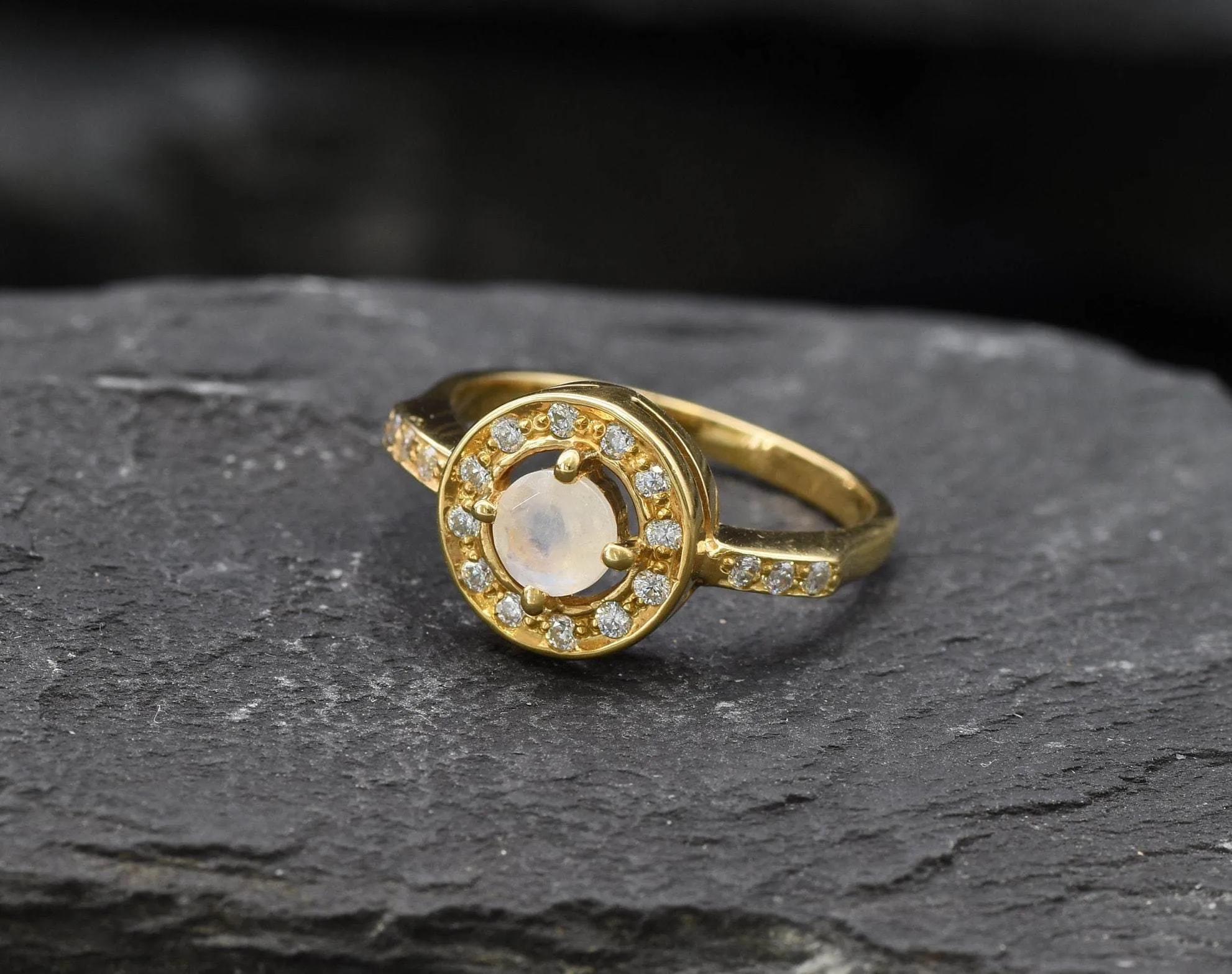 Gold Moonstone Ring - Halo Ring, Natural Moonstone Ring, Moonstone Vintage Ring