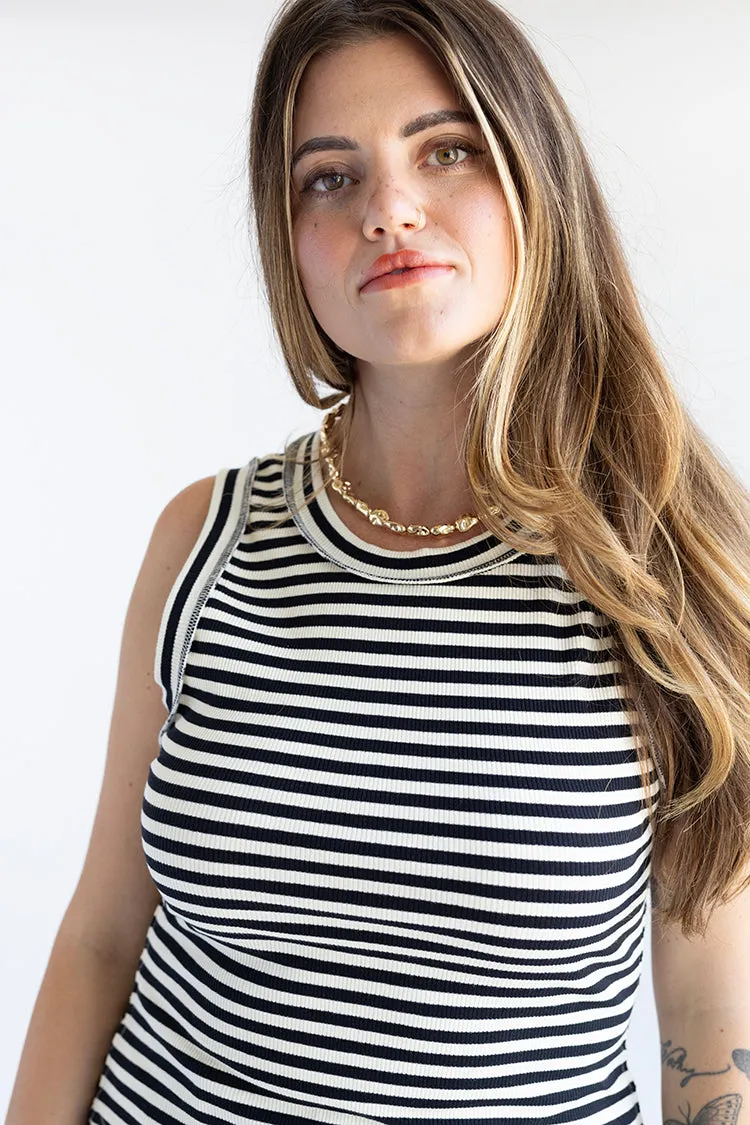 Gold Pebble Beaded Necklace