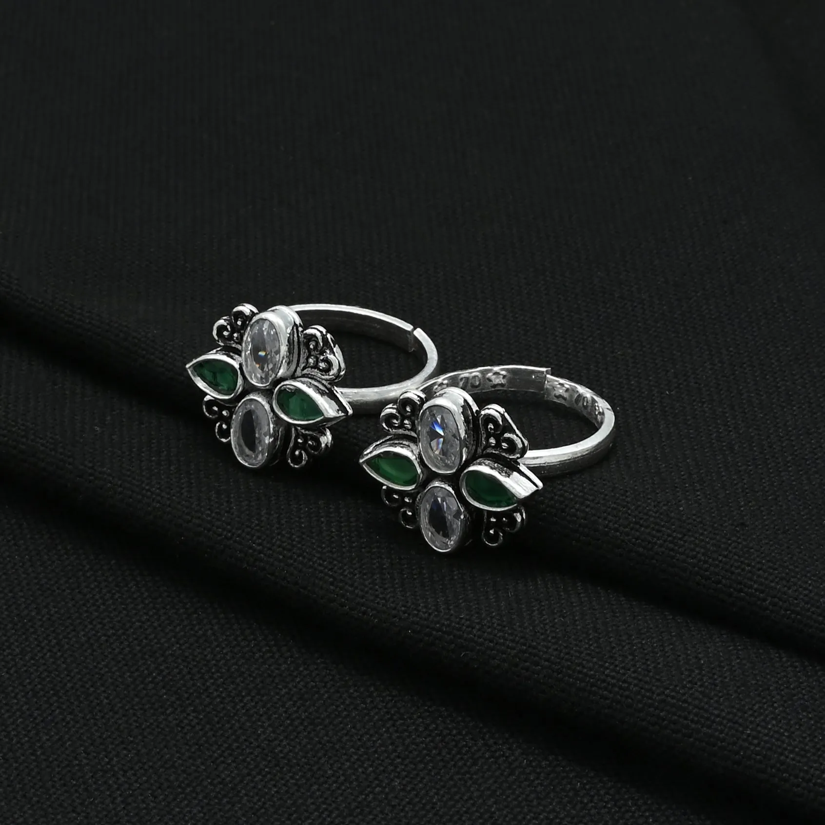 Green Gem Loop Silver Bichhiya