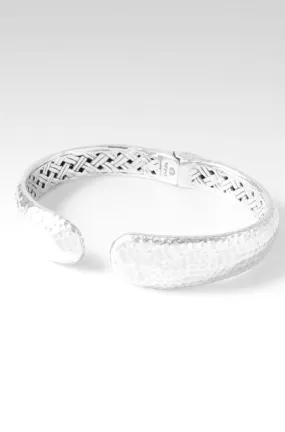 Held Up in Grace Tip-to-Tip Bracelet™ in Hammered