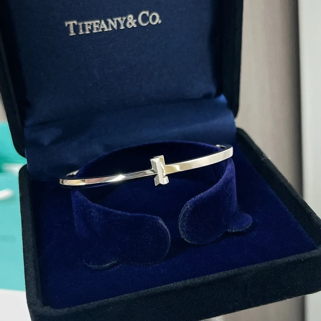 JW579 T1 Bracelet