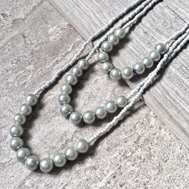 LONG BEADED PEARL CORSAGE MULTI-LAYER NECKLACE - SILVER GREY