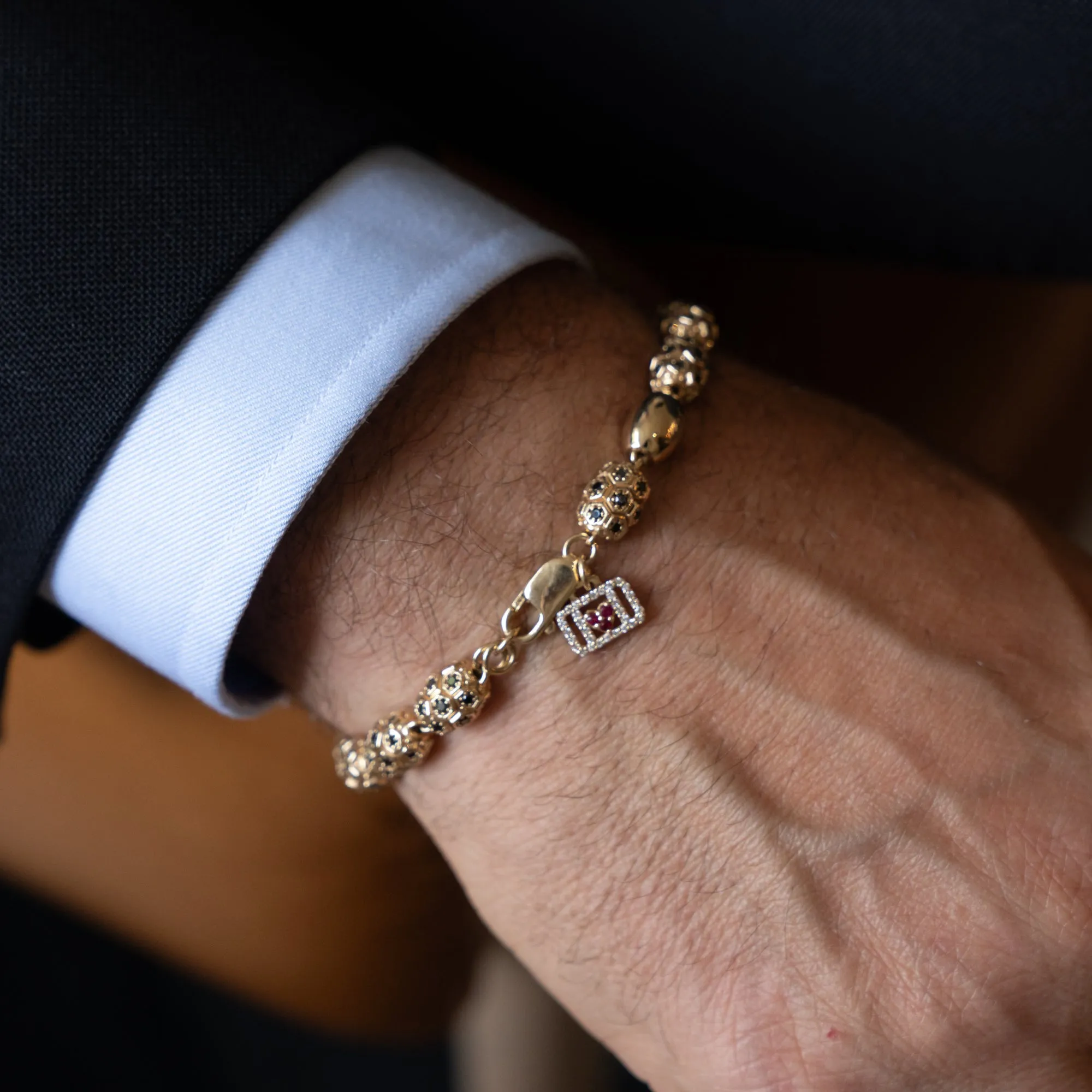 Men's Black Diamond Beaded Honeycomb Bracelet In Gold