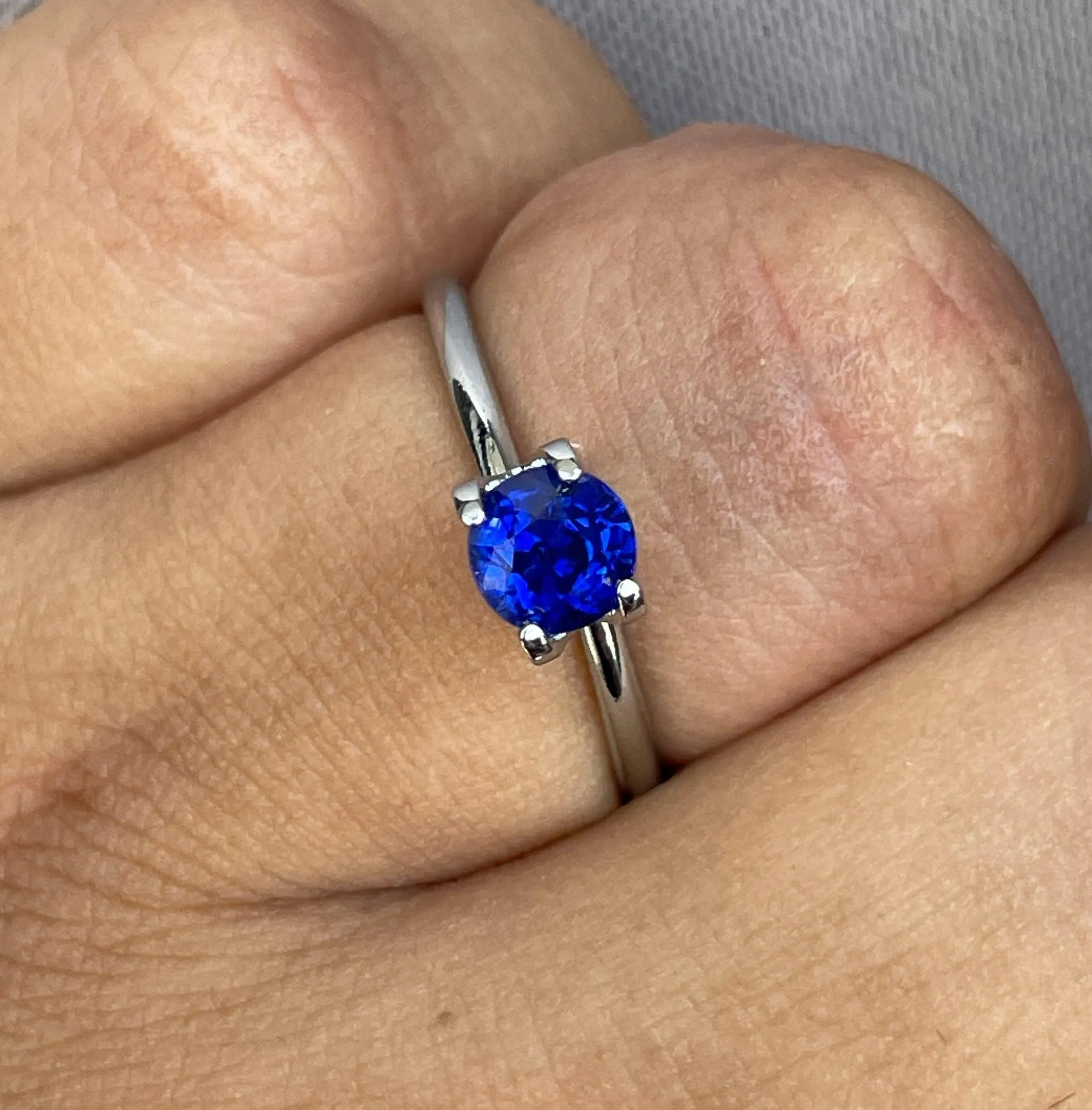 Natural Sapphire Blue 1.08 Crt Round Cut Certified Natural Blue Sapphire, Loose Sapphire Gemstone for Sapphire Ring