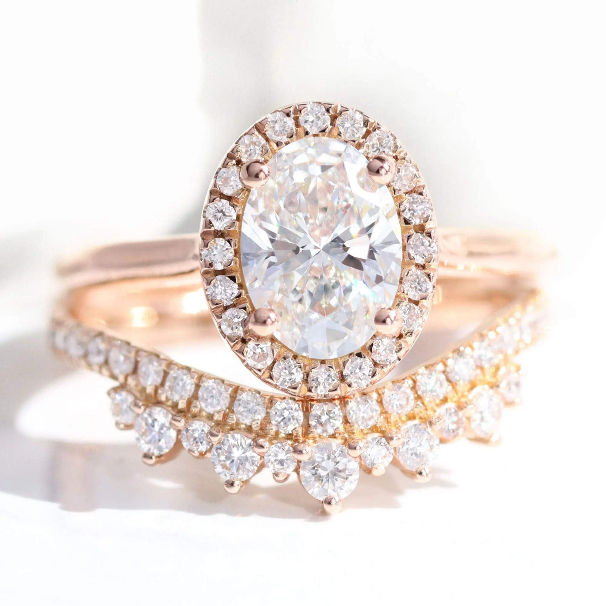 Oval Lab Diamond Ring Plain Band w/ Natural Diamonds in Luna Halo Ring