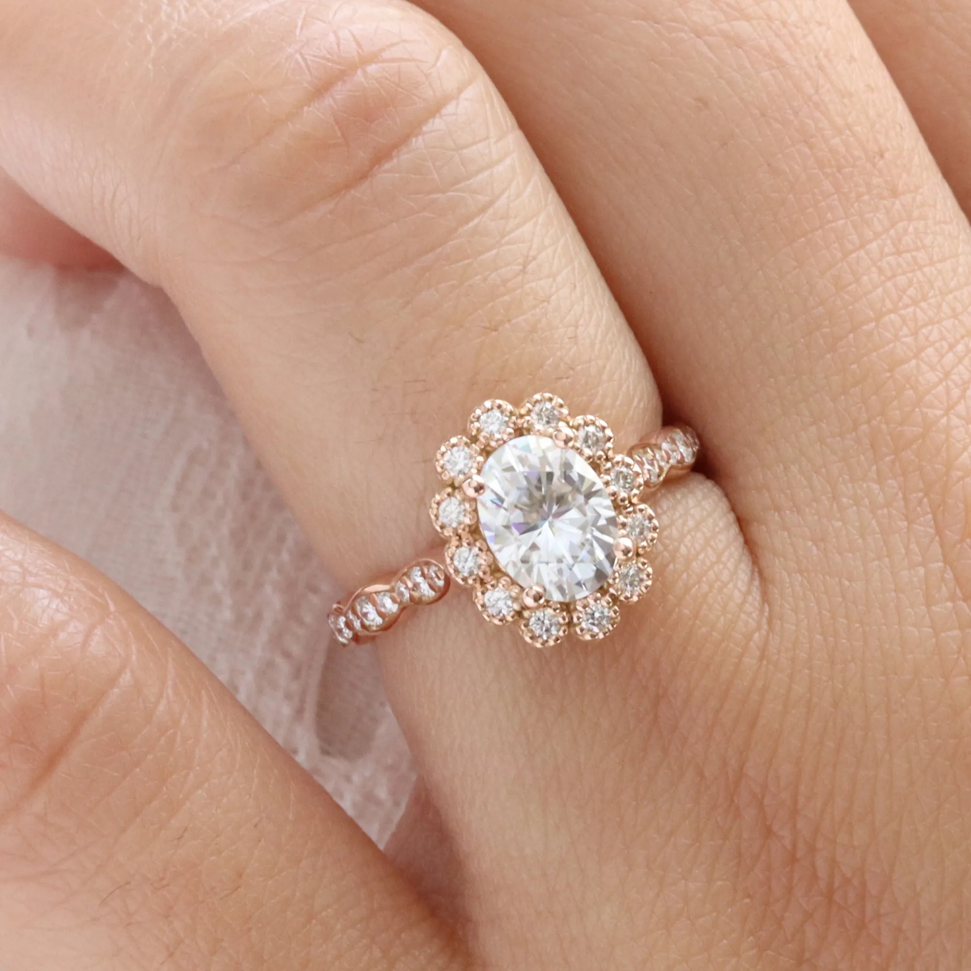 Oval Moissanite Diamond Ring in 14k Rose Gold Vintage Luna Halo, Size 6
