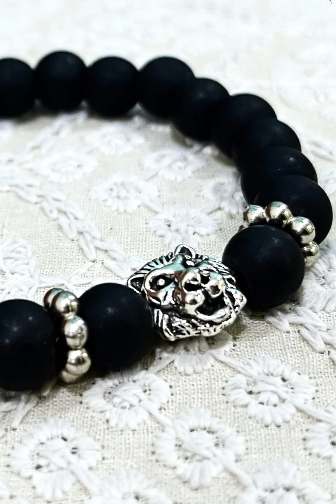 OXIDISED SILVER LION HEAD