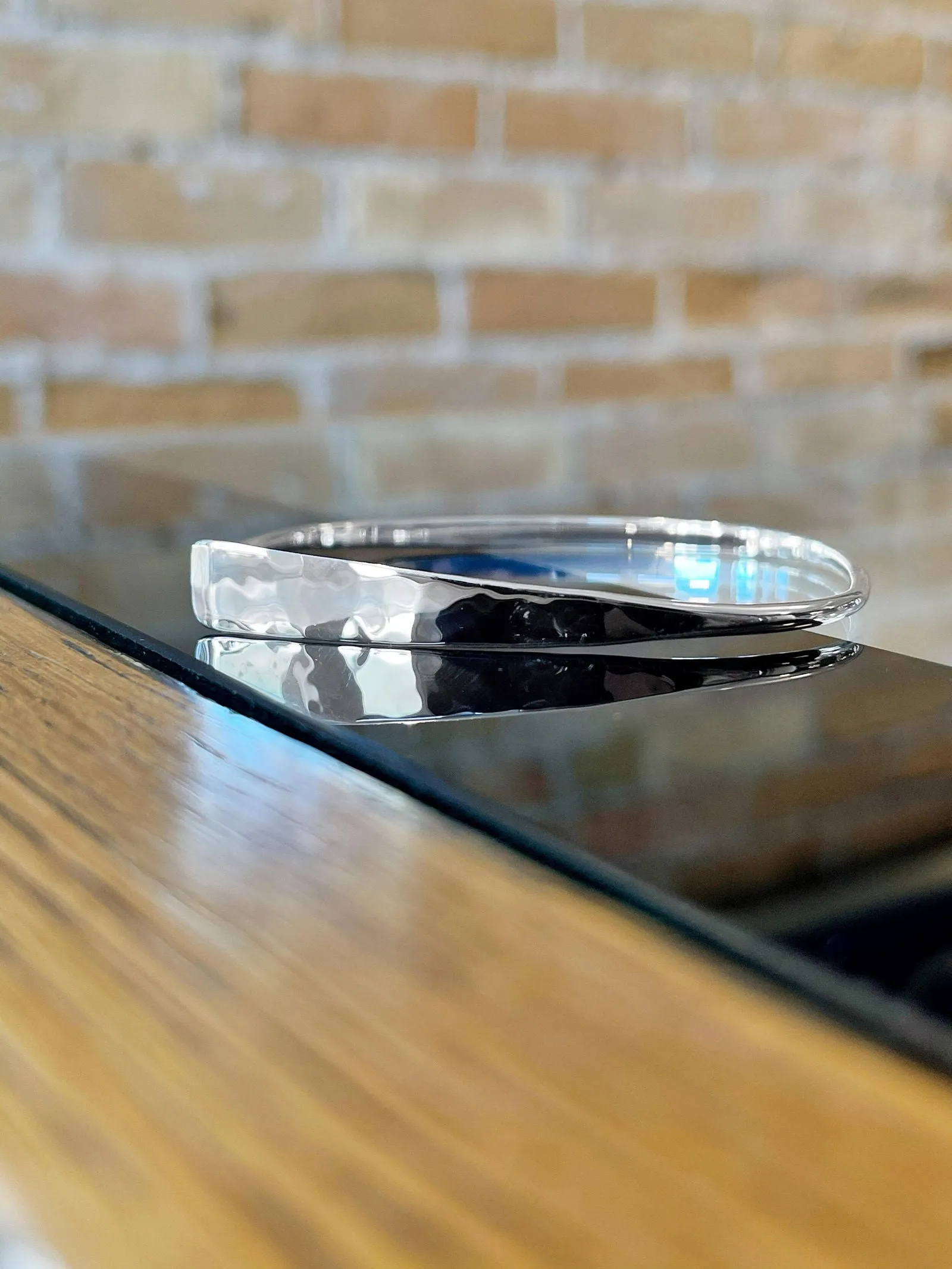 "Squircle Flip" Bracelet