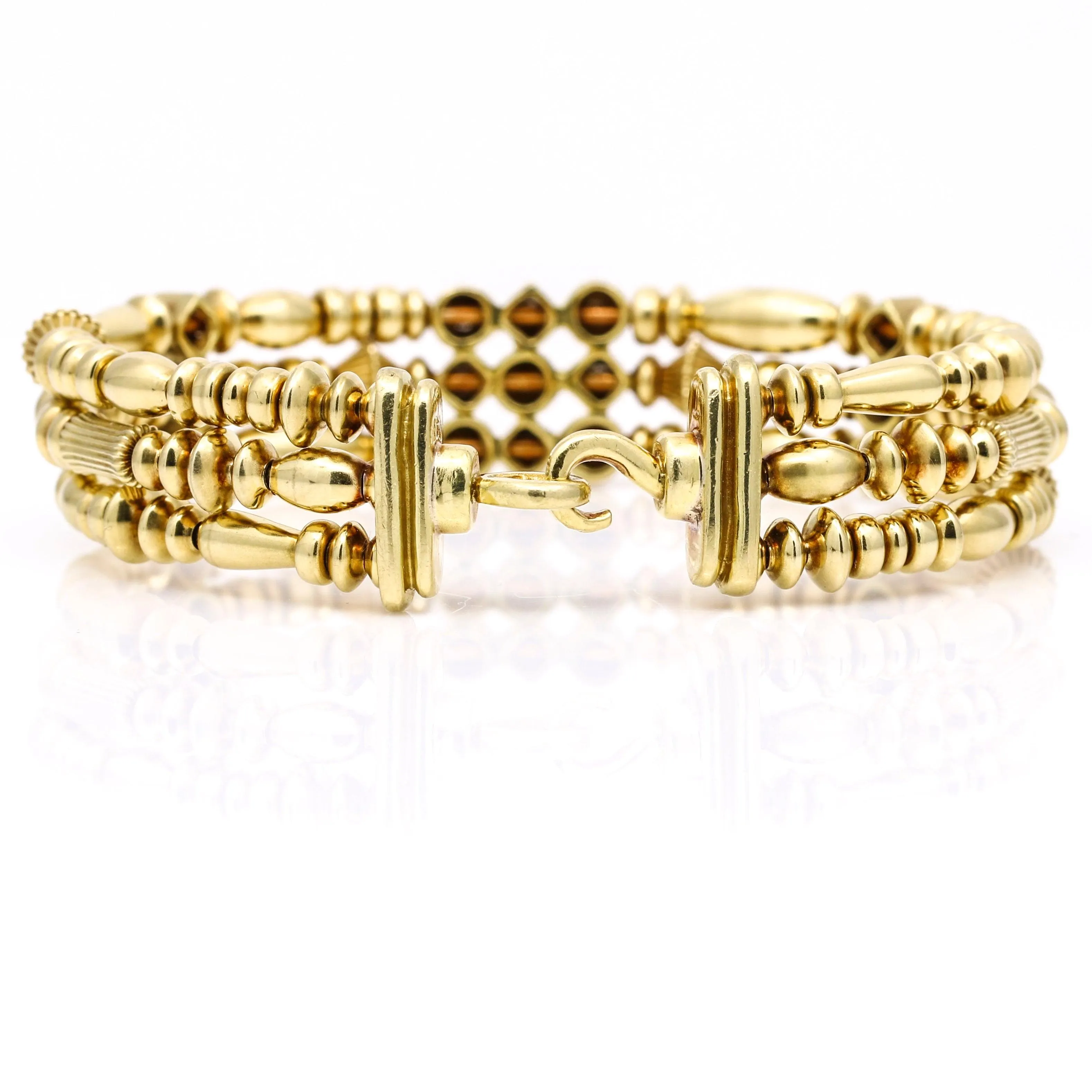 Seidengang Diamond Three-Row Bangle Bracelet in 18k Yellow Gold