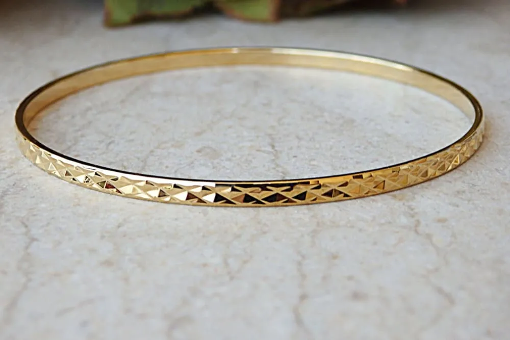 Stacking bangle