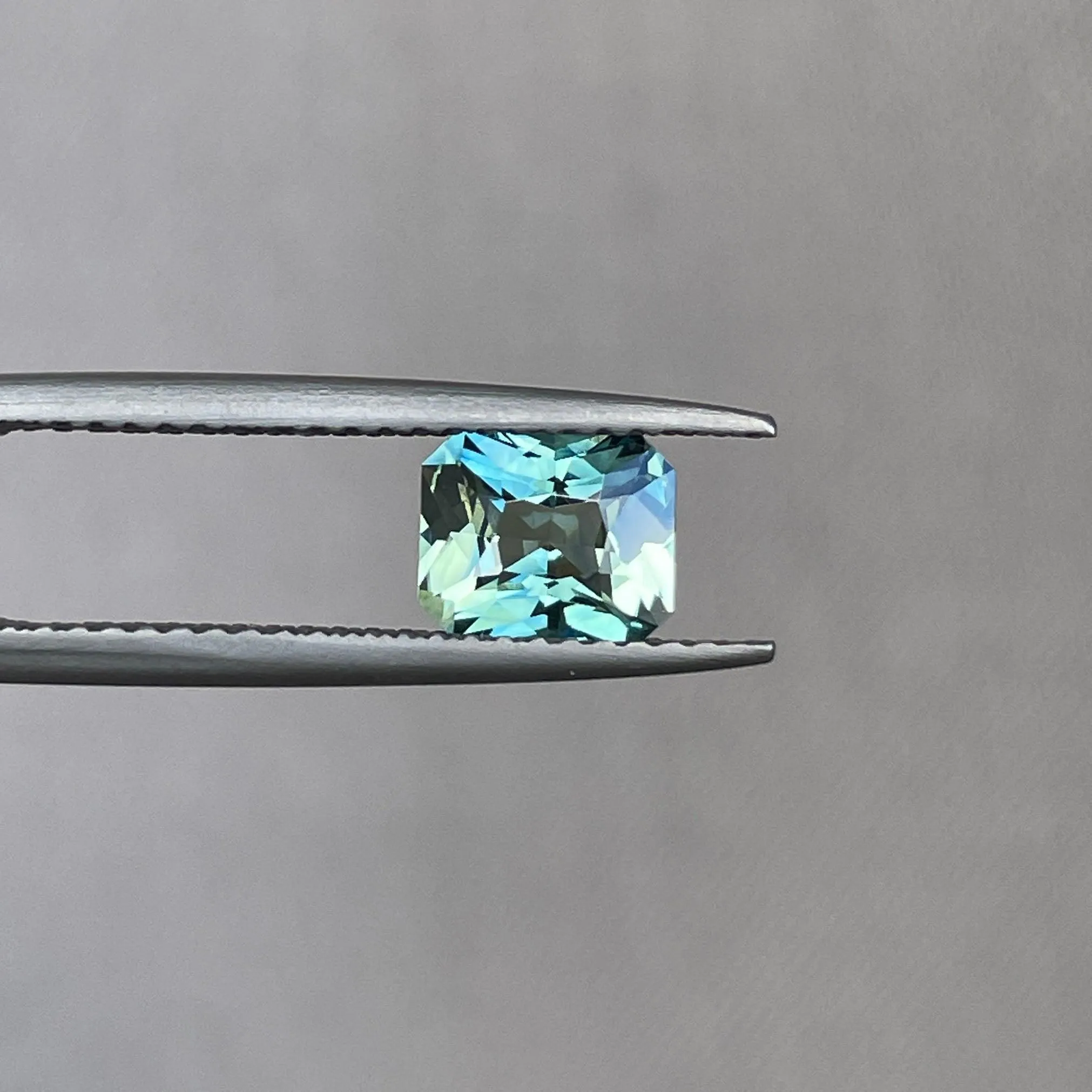 This 1.18 crt Teal Sapphire/ Mermaid sapphire is well cut to bring out the best colour and lustre, and has a perfect colour blend