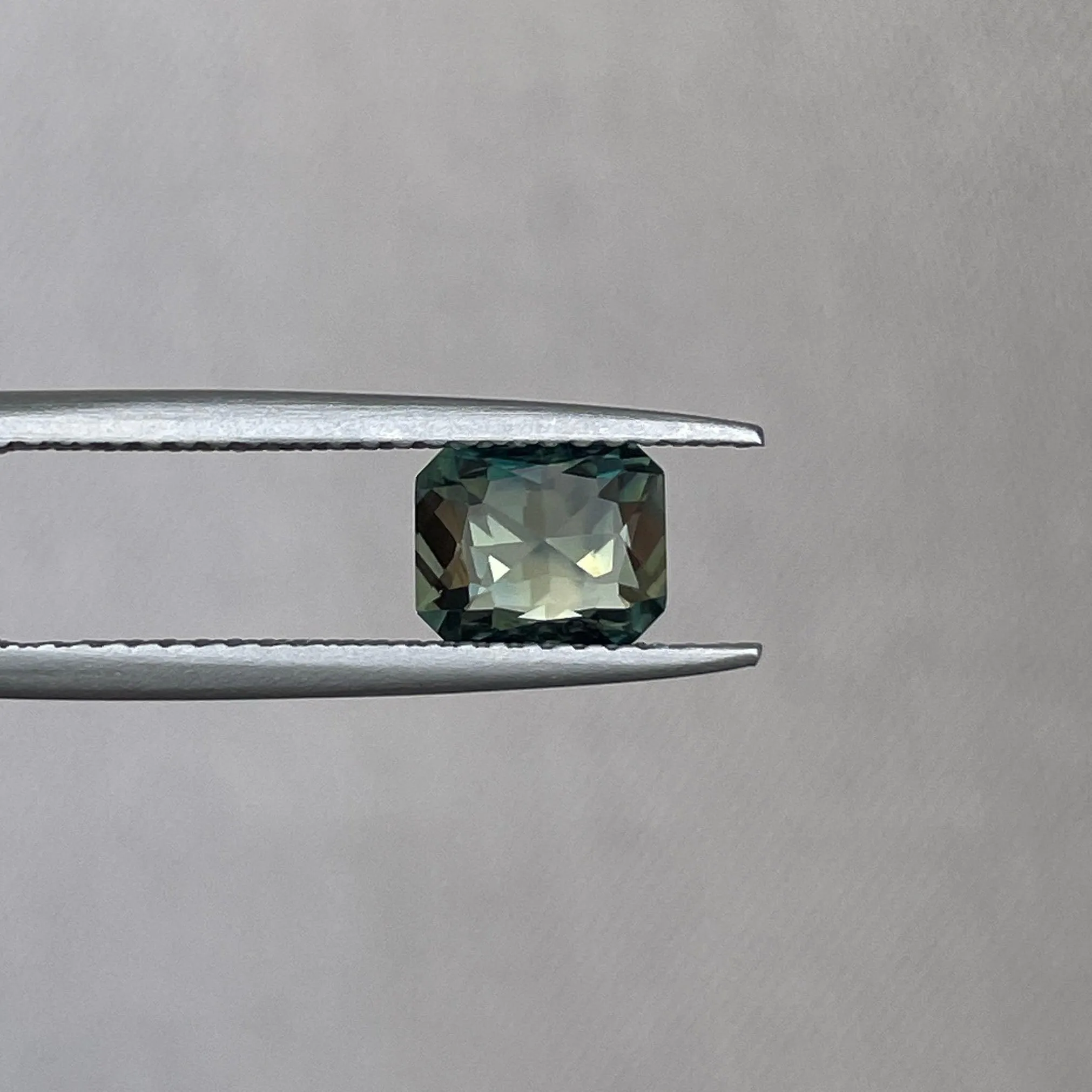 This 1.18 crt Teal Sapphire/ Mermaid sapphire is well cut to bring out the best colour and lustre, and has a perfect colour blend