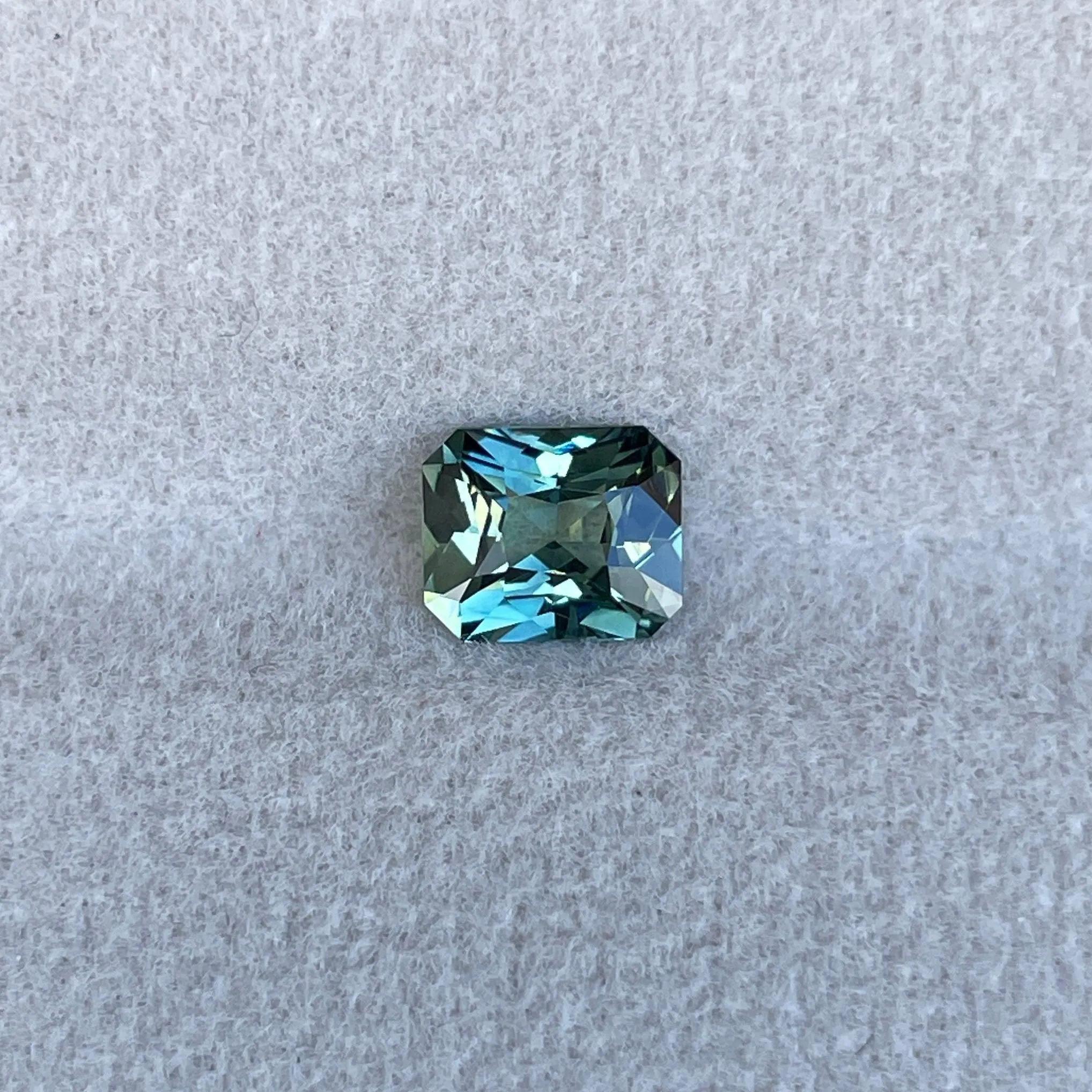 This 1.18 crt Teal Sapphire/ Mermaid sapphire is well cut to bring out the best colour and lustre, and has a perfect colour blend