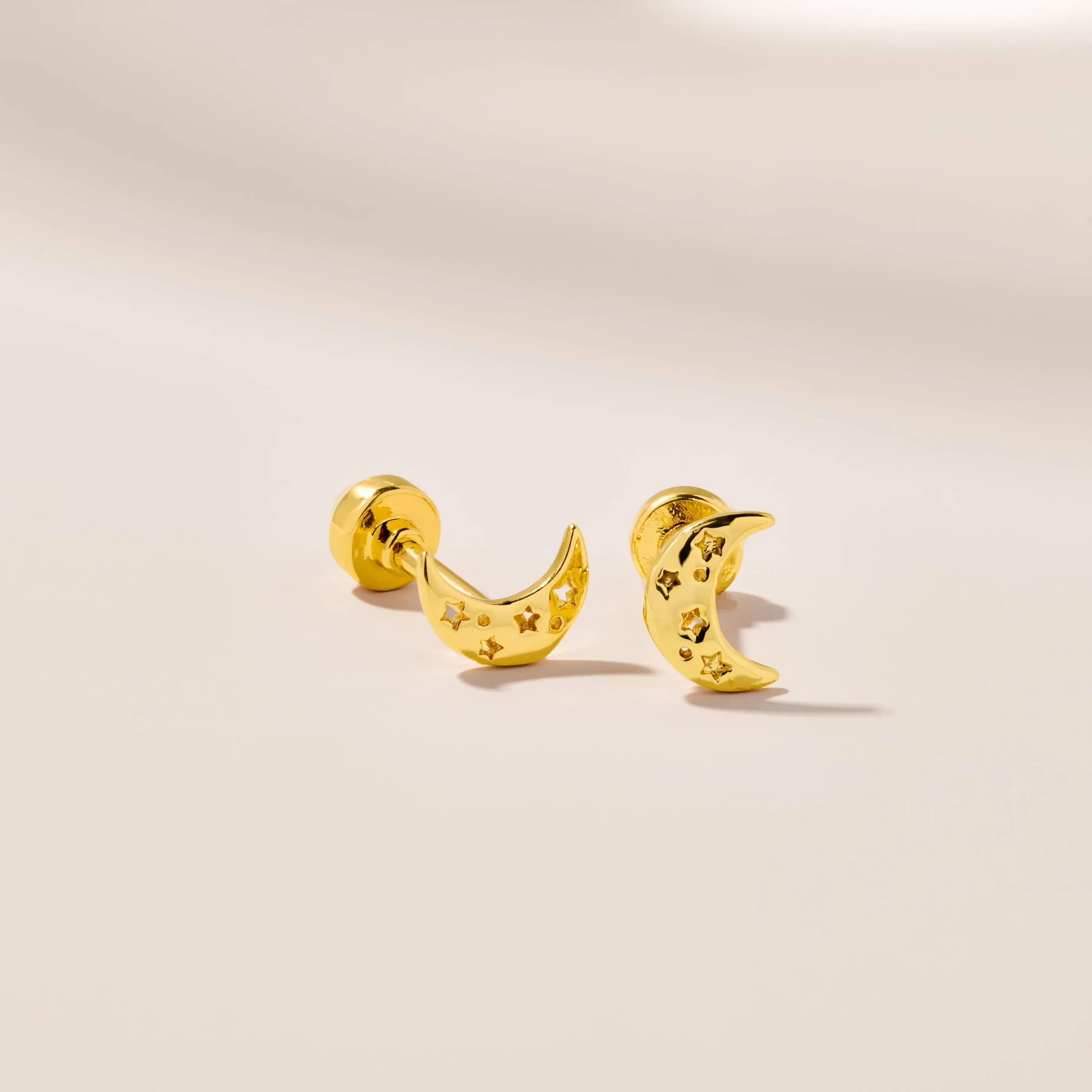 Twin Flame Studs Moon / Moonstone