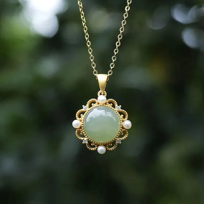 VAIGE Elegant Green Jasper & Pearl .925 Sterling Silver Pendant Necklace