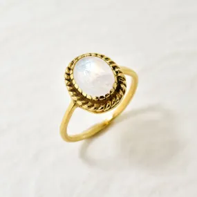 Vintage Moonstone Gold Ring - Natural Moonstone Ring - June Birthstone Ring