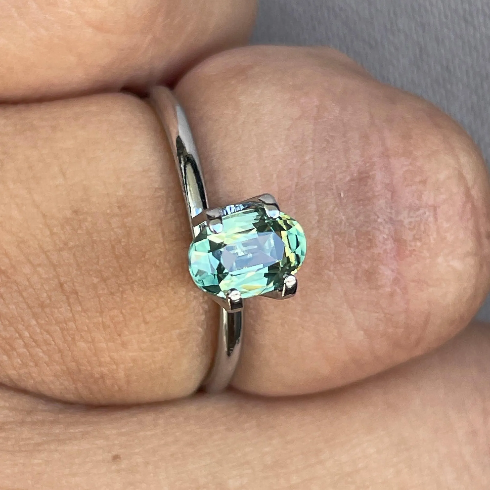 Vivid Green 1.15 ct HEATED Sapphire Oval Cut